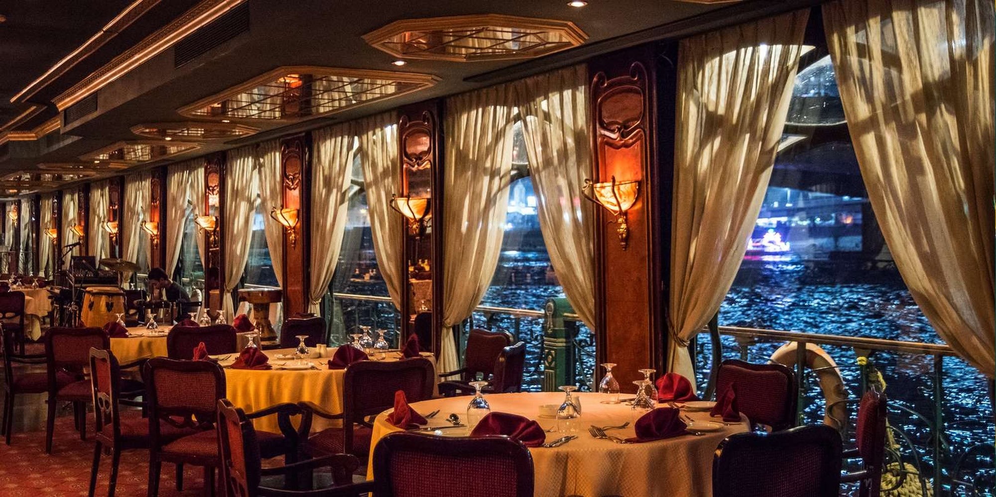 Nile Maxim dinner cruise in Cairo
